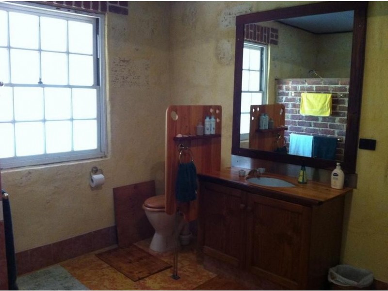 23 McLarty Street, Waroona WA 6215