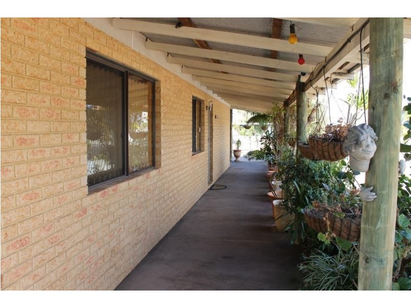 57 Allambi Way, South Yunderup WA 6208