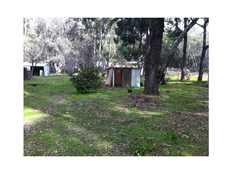 965 Batt Way, Dwellingup WA 6213