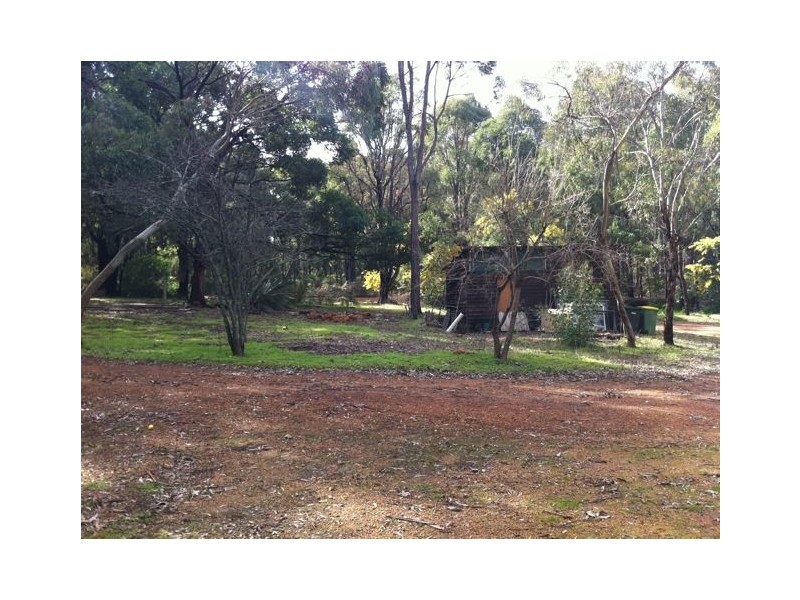 965 Batt Way, Dwellingup WA 6213