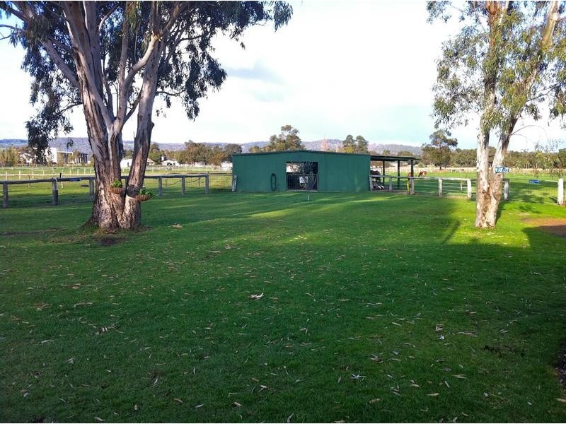 75 Richardson Road, Waroona WA 6215