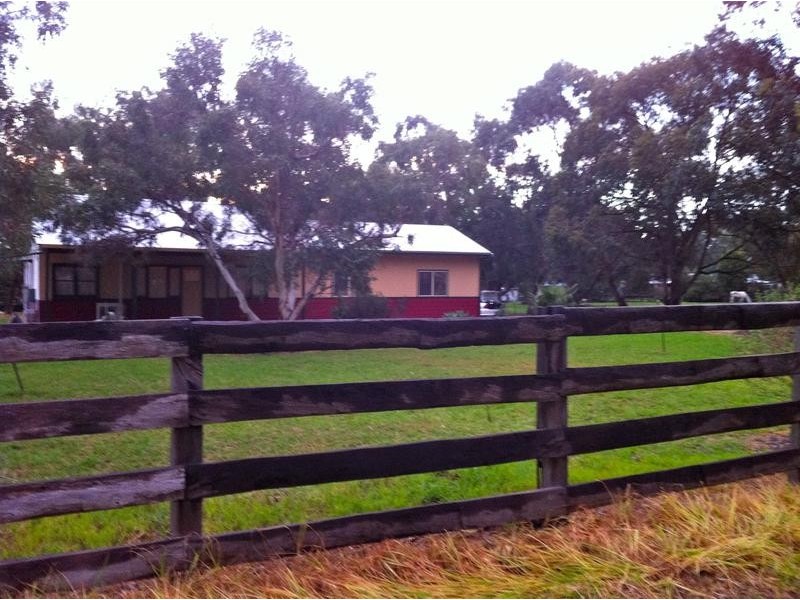 24 Gladstone Street, Cookernup WA 6220