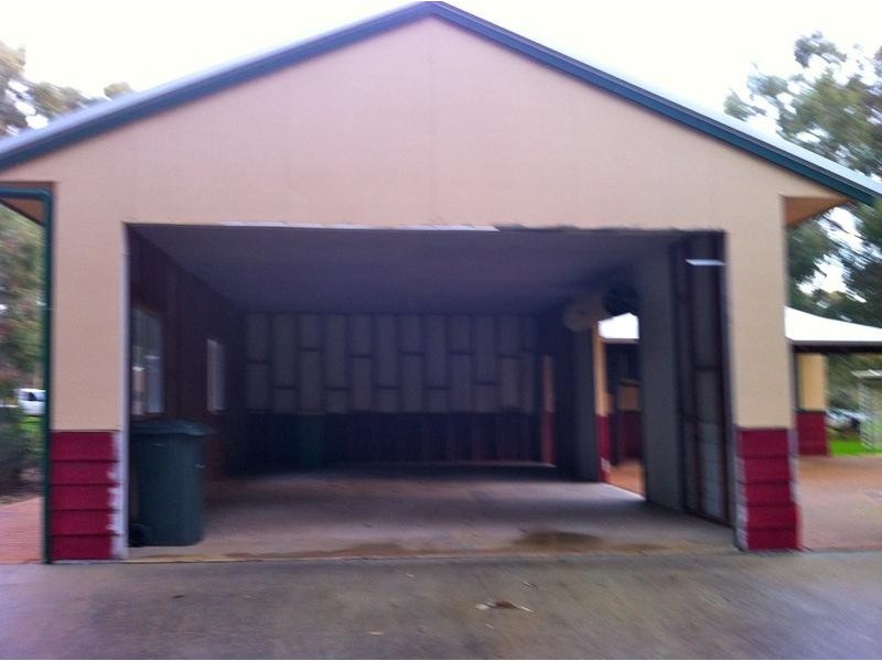 24 Gladstone Street, Cookernup WA 6220