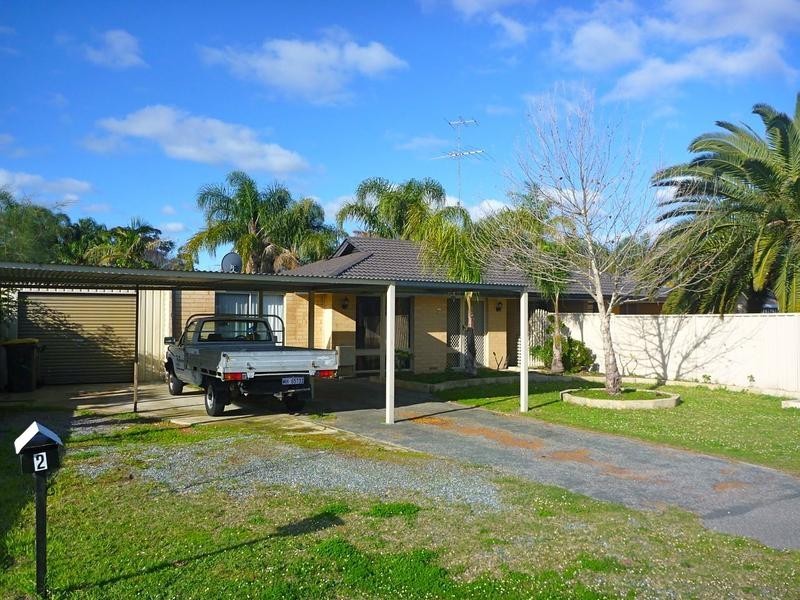 2 CARCOOLA AVENUE, Pinjarra WA 6208