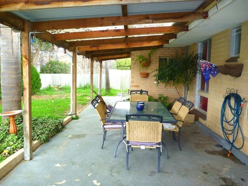 2 CARCOOLA AVENUE, Pinjarra WA 6208