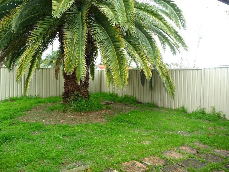 2 CARCOOLA AVENUE, Pinjarra WA 6208