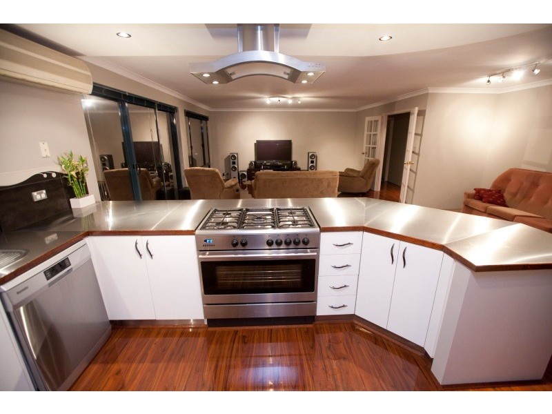 5 Grove Park Lane, Pinjarra WA 6208