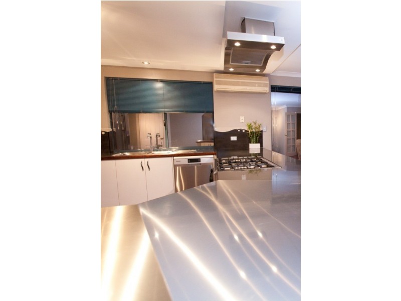 5 Grove Park Lane, Pinjarra WA 6208