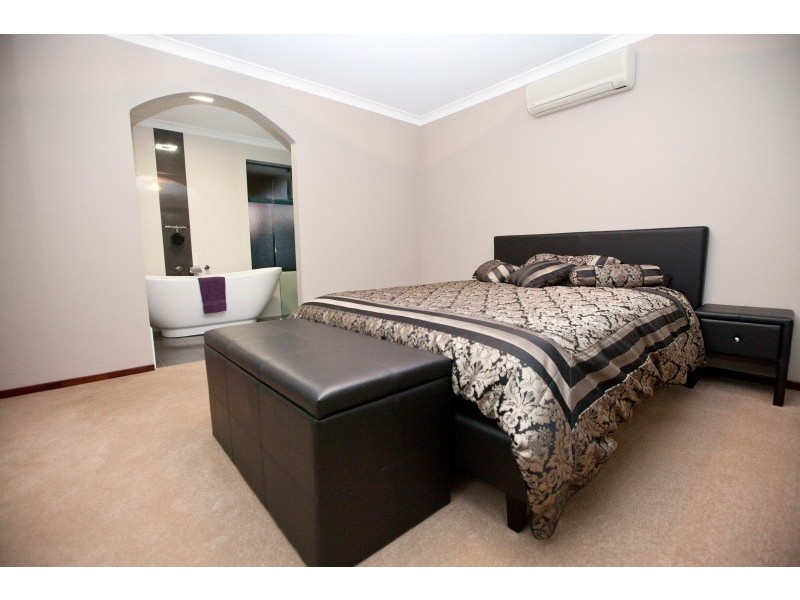 5 Grove Park Lane, Pinjarra WA 6208