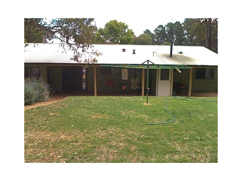 5 Forestview Road, Dwellingup WA 6213