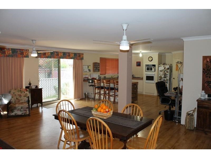 10 JUBILEE DRIVE, Pinjarra WA 6208