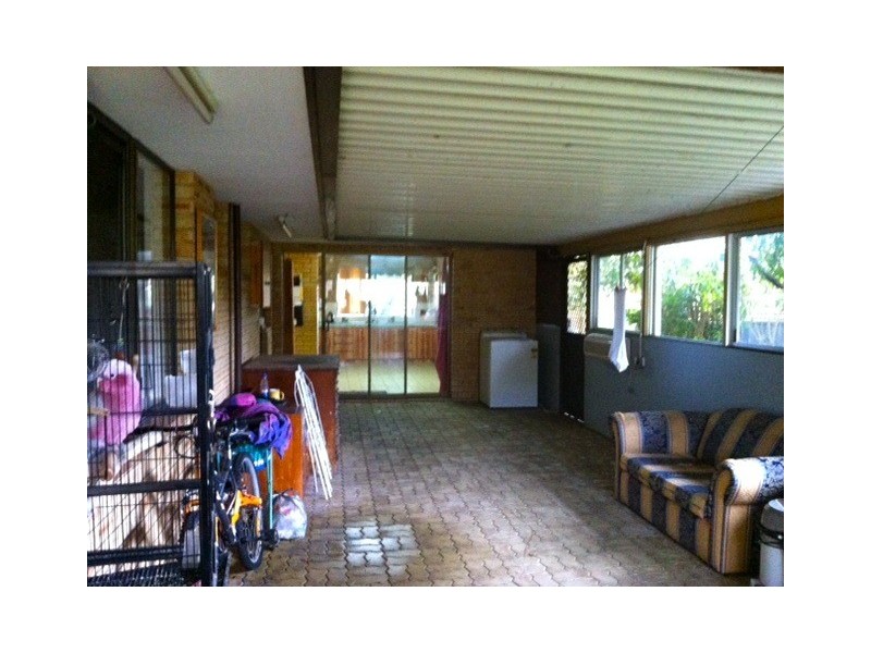 2 Alexander Drive, Waroona WA 6215