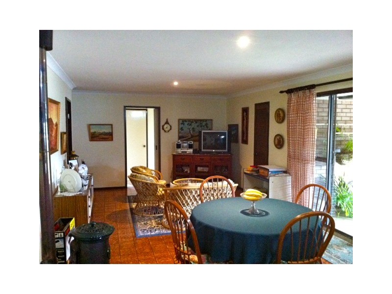 95 Hill Street, Waroona WA 6215