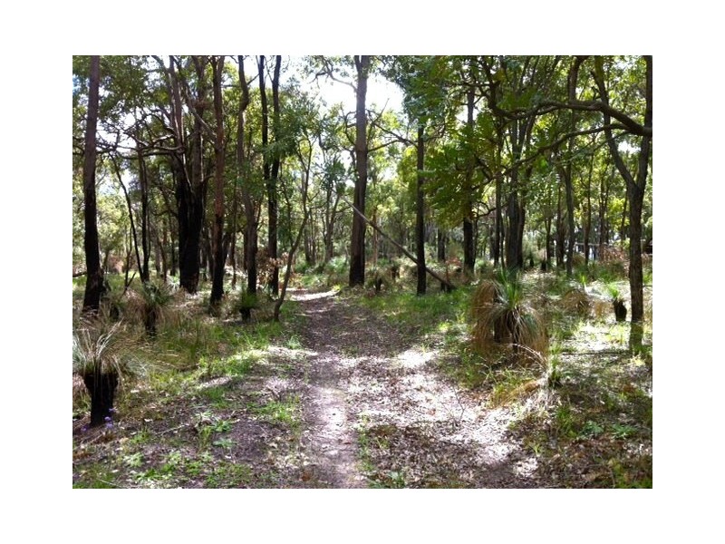 130 Clifton Road, Yarloop WA 6218