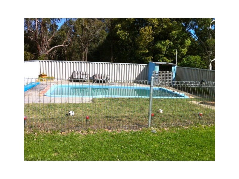 130 Clifton Road, Yarloop WA 6218