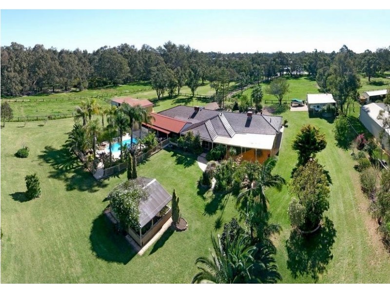 25 Wilson Road, Pinjarra WA 6208