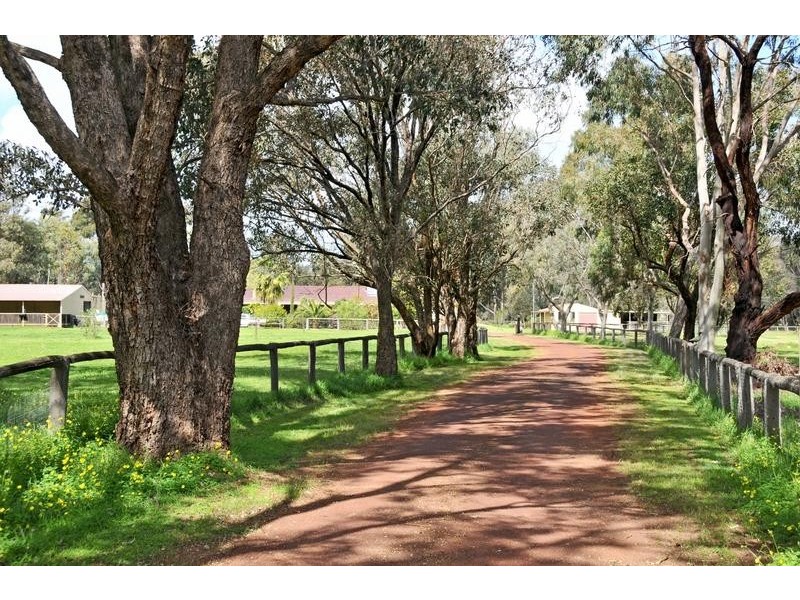 25 Wilson Road, Pinjarra WA 6208