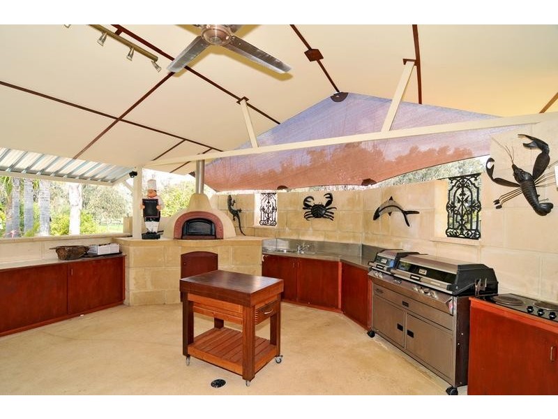 25 Wilson Road, Pinjarra WA 6208