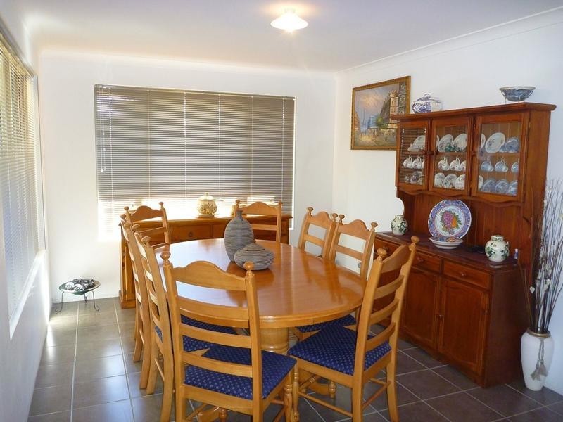 33 WISTERIA CRESCENT, Pinjarra WA 6208