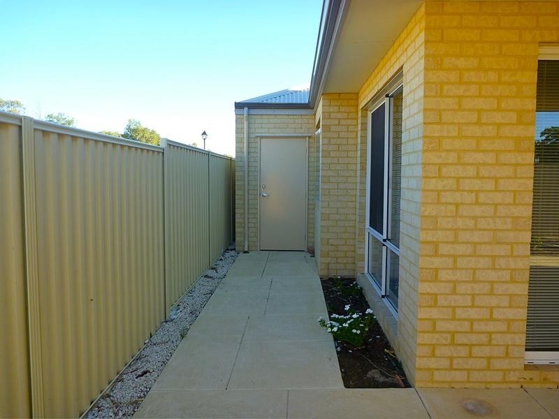 18/70 Rodoreda Crescent, Ravenswood WA 6208