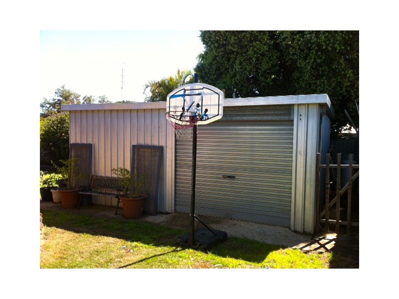 6 Hawksley Drive, Waroona WA 6215