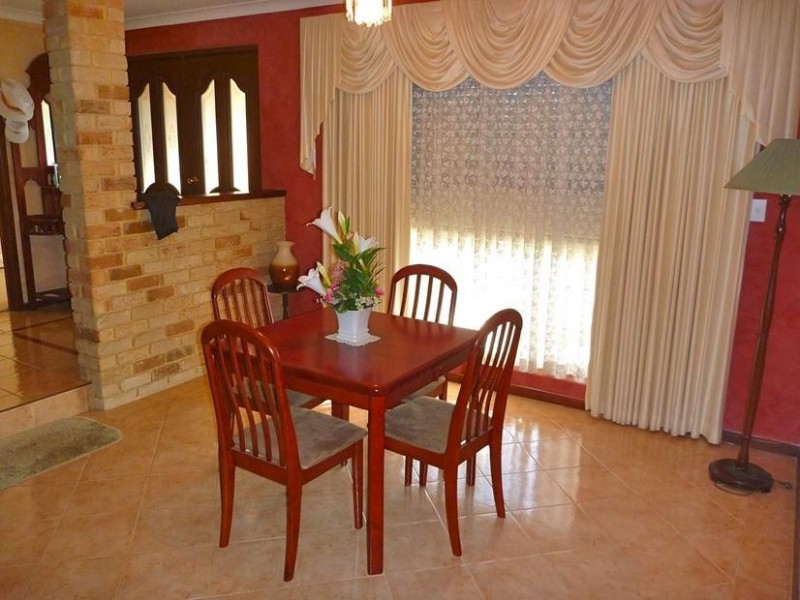 6 Peter Street, Pinjarra WA 6208