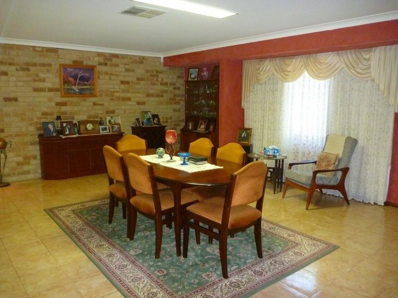 6 Peter Street, Pinjarra WA 6208