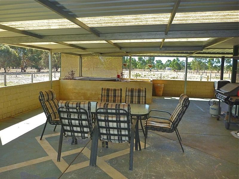 37 CHESHIRE STREET, Coolup WA 6214