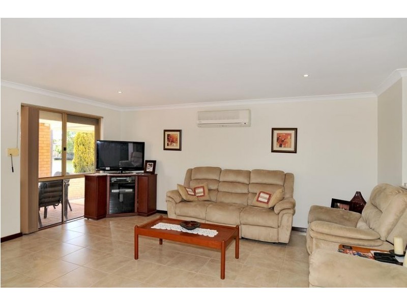 44 Kiap Road, South Yunderup WA 6208