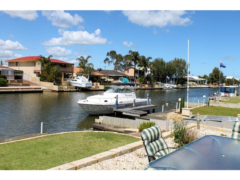 27 Allambi Way, South Yunderup WA 6208