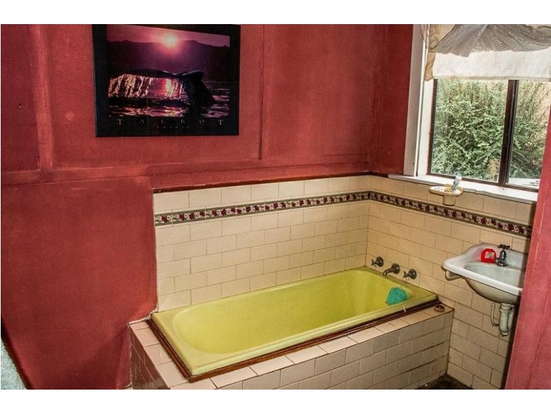 9 Hotham Avenue, Boddington WA 6390