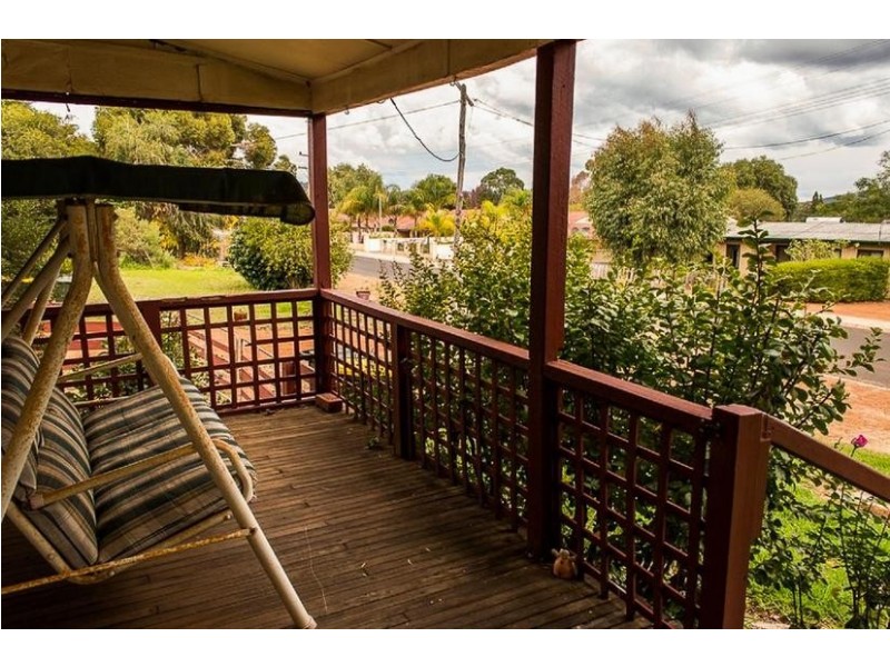 9 Hotham Avenue, Boddington WA 6390