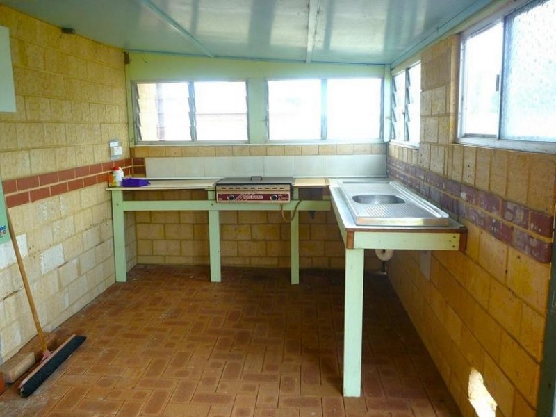 69 Hampton Road, Pinjarra WA 6208