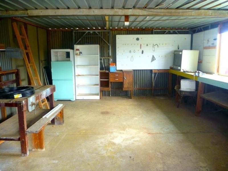 69 Hampton Road, Pinjarra WA 6208