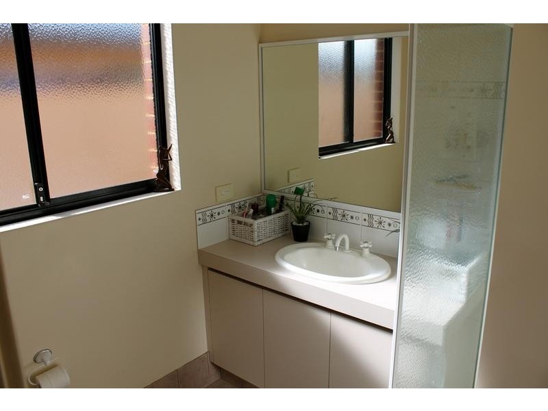 34 Country Road, Pinjarra WA 6208