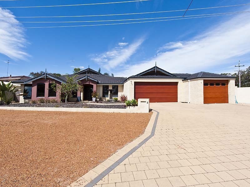 2 Willow Gardens, South Yunderup WA 6208