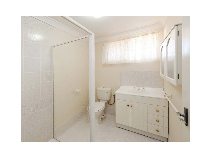 2/5 Uldina Place, Pinjarra WA 6208