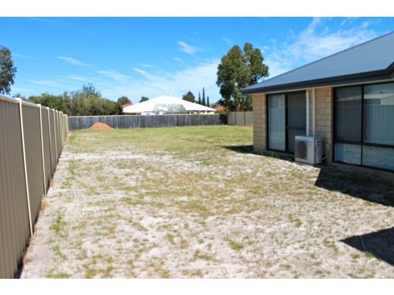 66 Midsummer Circle, Pinjarra WA 6208