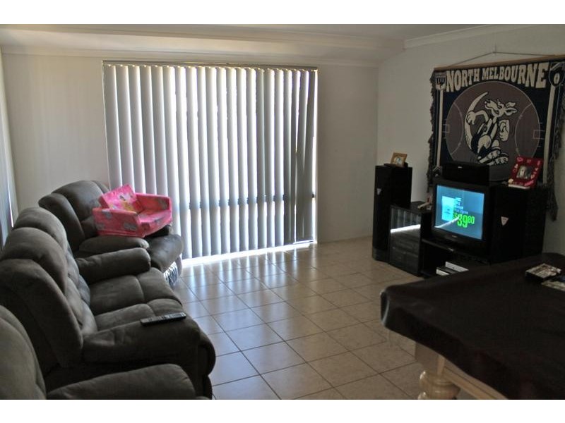 66 Midsummer Circle, Pinjarra WA 6208