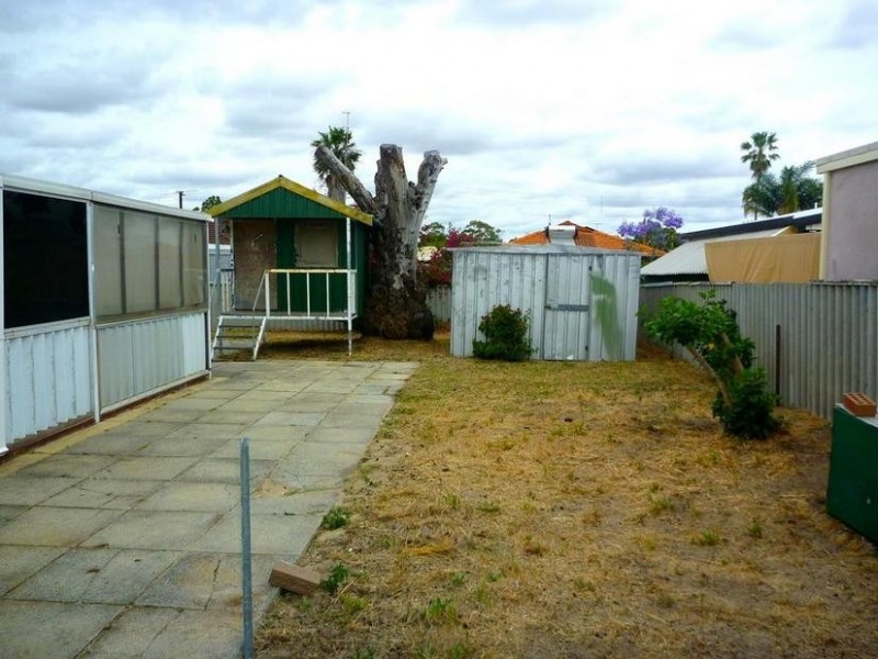 8 Quandong Place, Pinjarra WA 6208