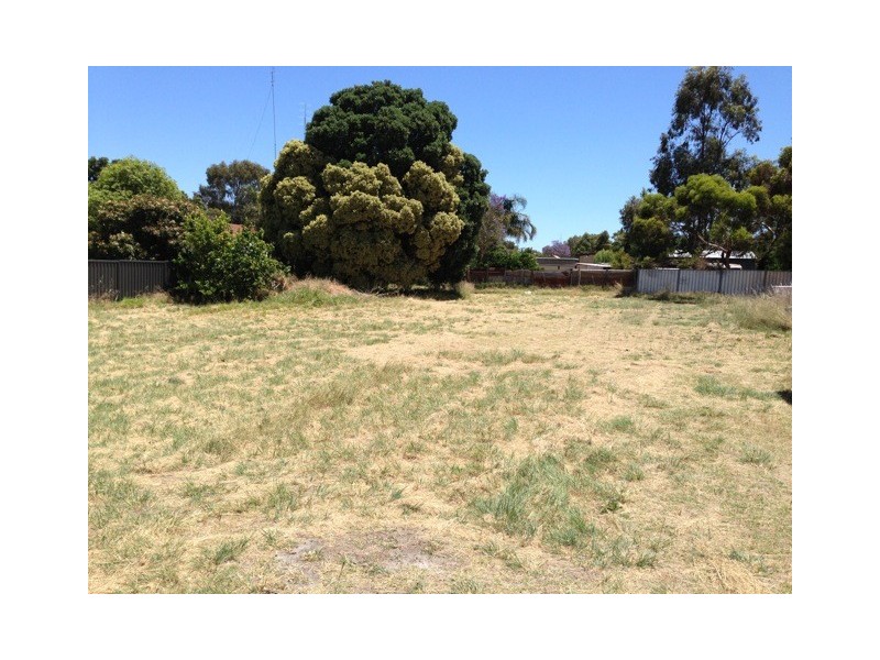 3 Bath Street, Waroona WA 6215