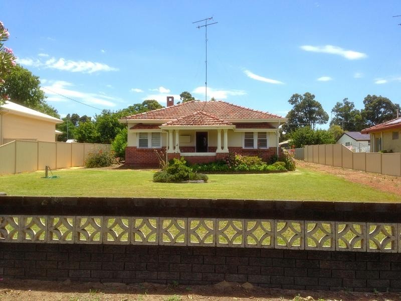 176 South West Highway, Waroona WA 6215