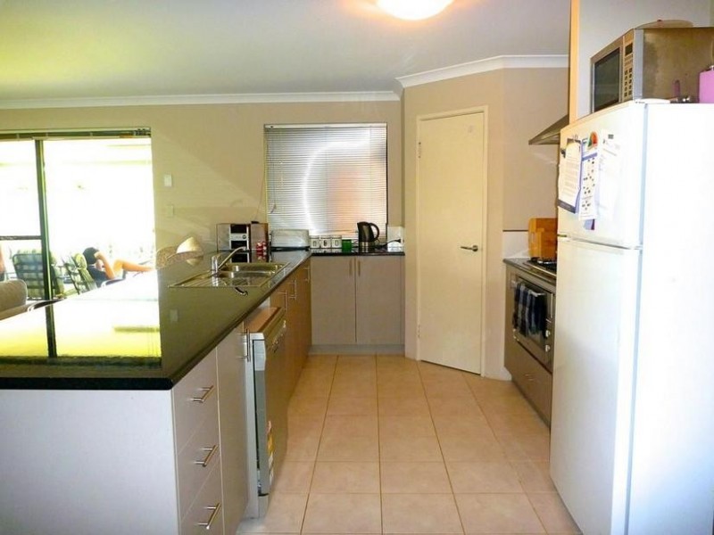 12 Goldseeker Loop, Ravenswood WA 6208