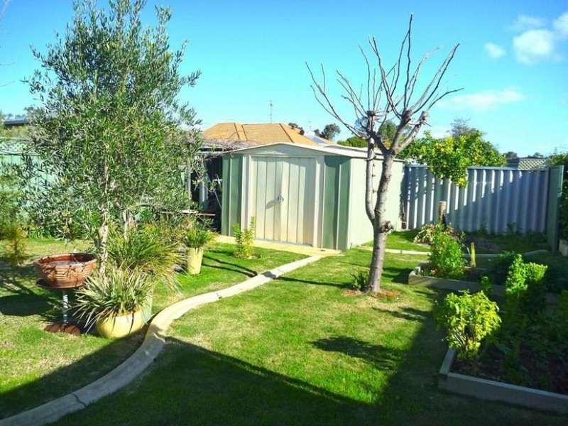 18 Taylor Court, Pinjarra WA 6208