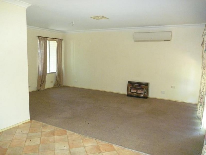 18 Isandra Close, Pinjarra WA 6208