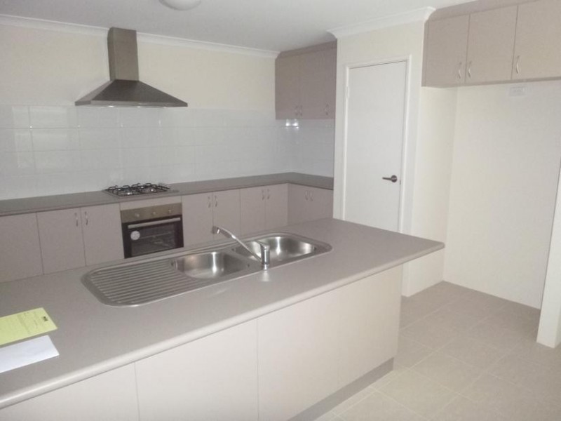 40 WEEWAR CIRCUIT, South Yunderup WA 6208