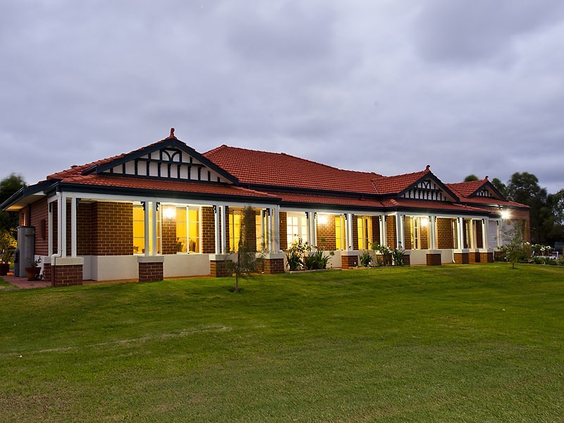 708 CURTIS LANE, Pinjarra WA 6208