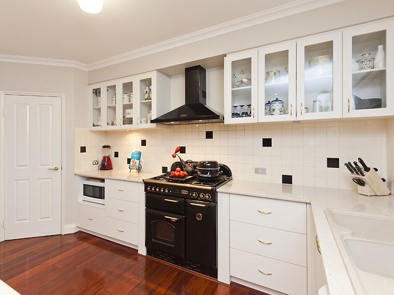 708 CURTIS LANE, Pinjarra WA 6208