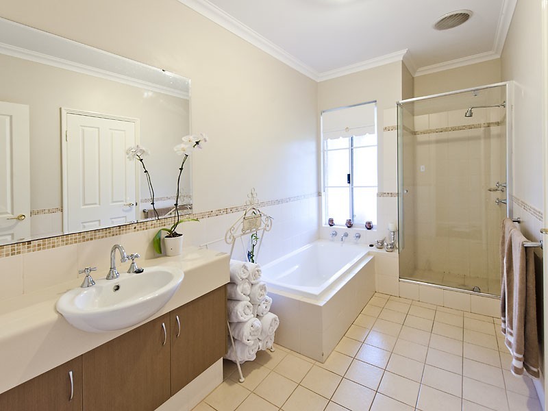 708 CURTIS LANE, Pinjarra WA 6208