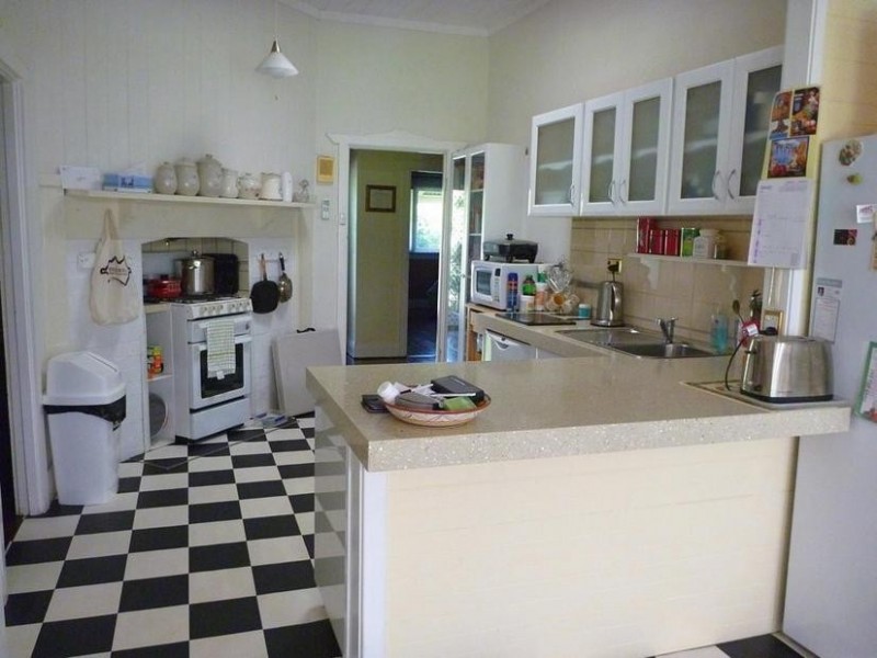 5 Paterson Road, Pinjarra WA 6208